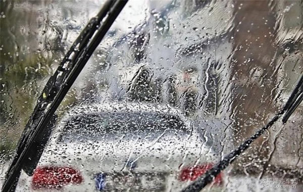 科目二、科目三遇到下雨天應該怎樣做？考試順利會通過
